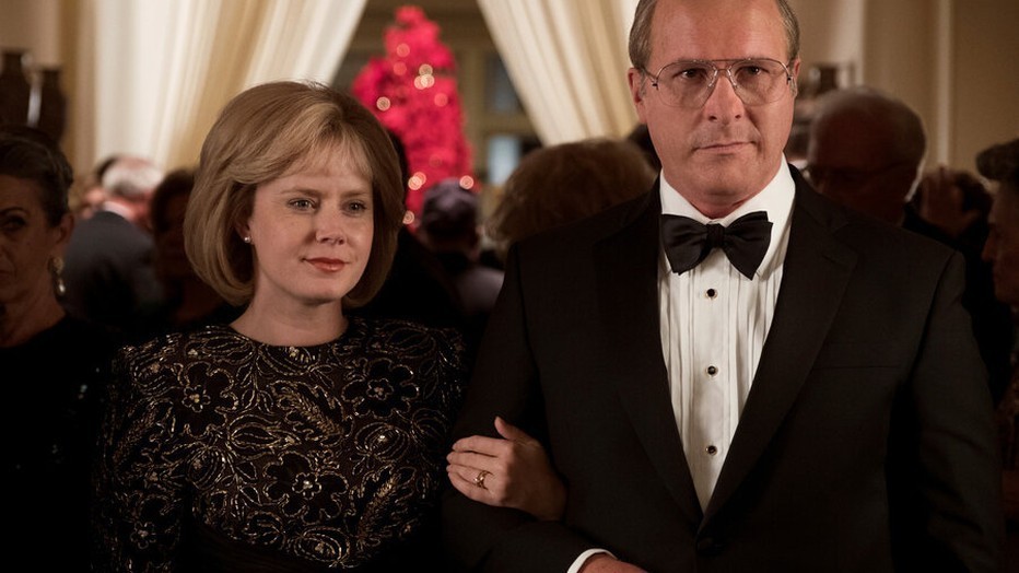 Christian Bale en Amy Adams in Vice Christian Bale en Amy Adams in Vice