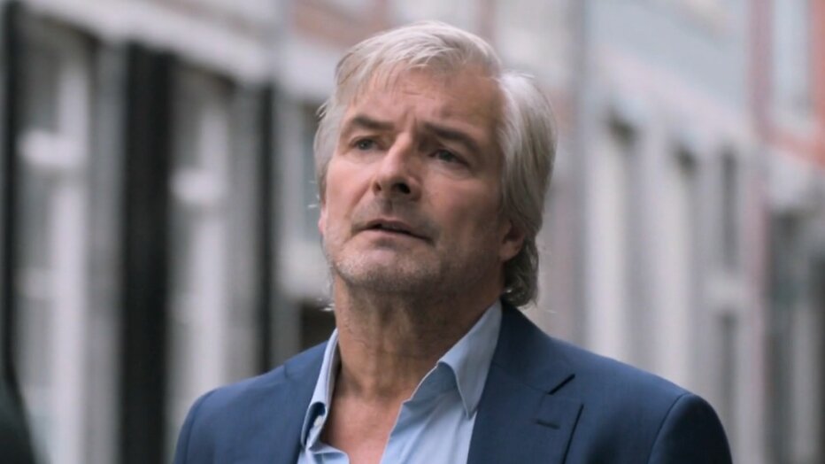 Victor Reinier als Floris Wolfs