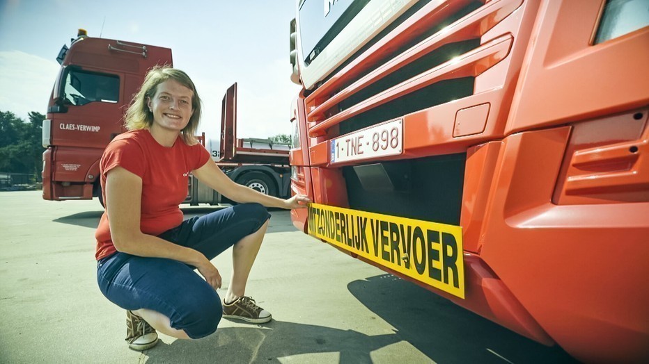 Vlaamse Meiden die Rijden