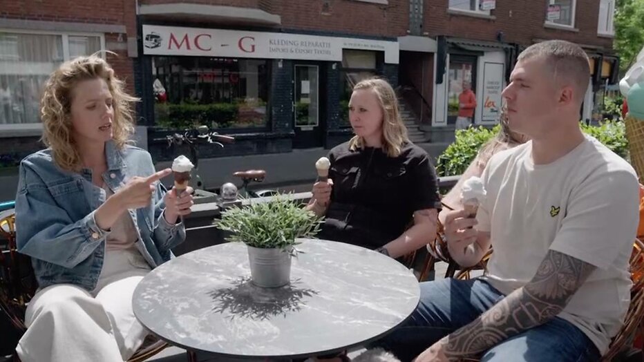 Tim en Lisa met Leonie ter Braak in Voor Hetzelfde Geld Tim en Lisa met Leonie ter Braak in Voor Hetzelfde Geld