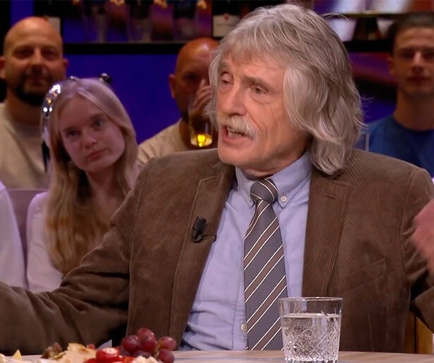 Johan Derksen opnieuw onder het mes