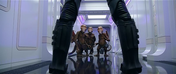 Rihanna is een alien