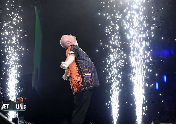 Van postbode tot dartfenomeen