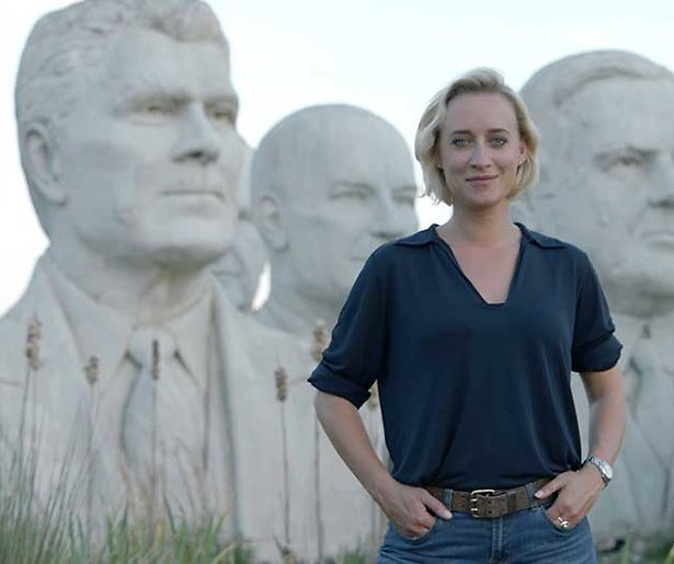 De TV van gisteren: 1 miljoen voor Eva Jinek