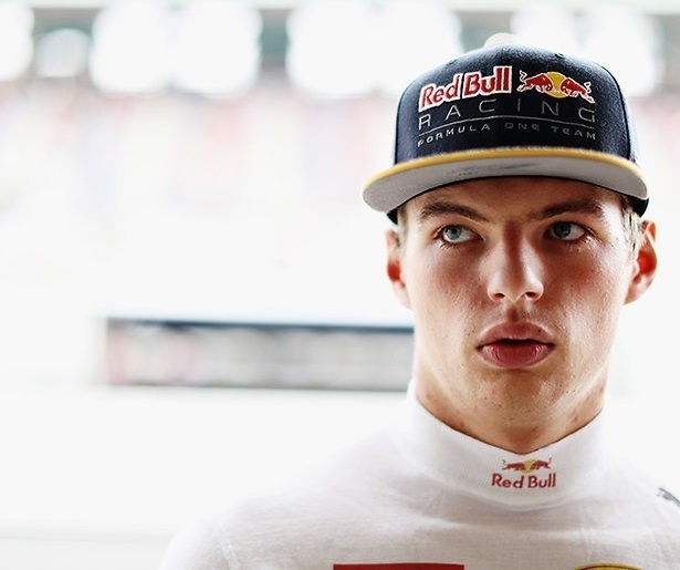 Verstappen racet thuiswedstrijd op herboren Circuit Zandvoort