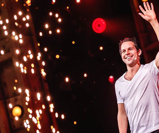 Victor Mids laat kijkers meedoen met Mindf*ck op oudjaarsavond 