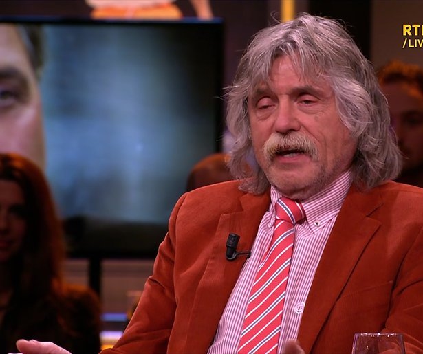 Johan Derksen weigert een blad voor de mond te nemen