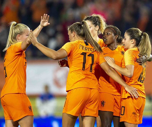 Algarve Cup met voetbalvrouwen live op Veronica