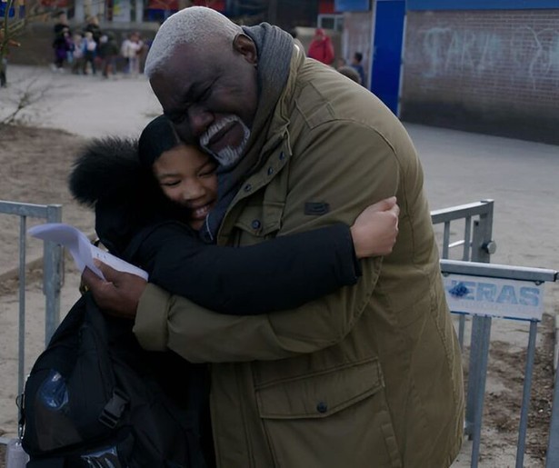 De slotaflevering van Vaarwel Suriname is aangebroken op NPO2