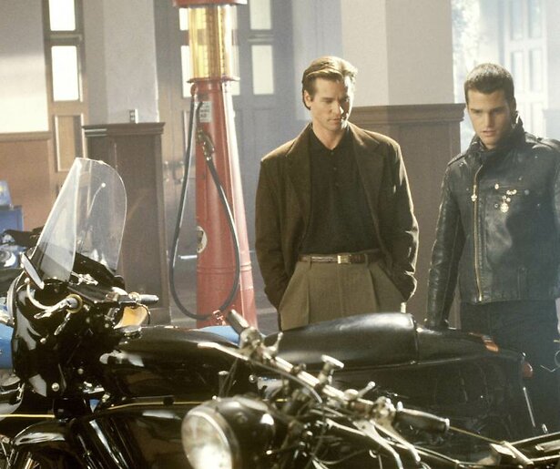 Val Kilmer strijdt tegen wel twee schurken in Batman Forever op Paramount Network