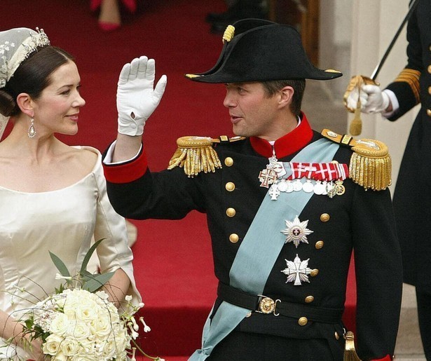 Koningshuis krijgt steeds meer een symbolische functie, zie je in Van Burger tot Royal