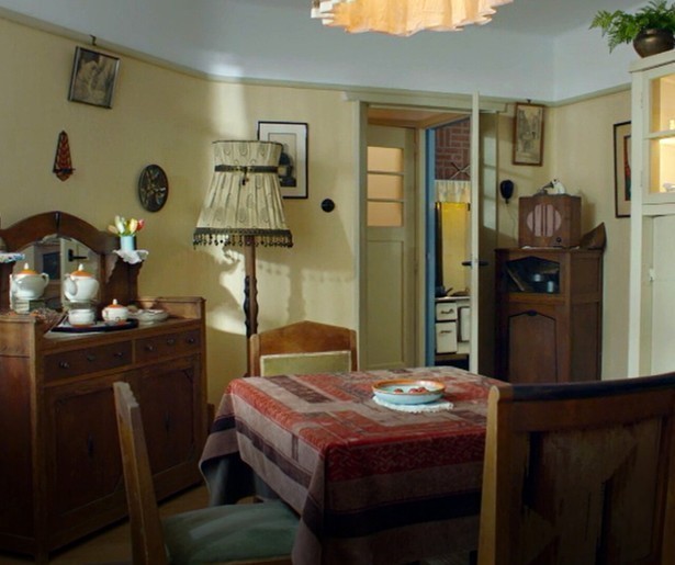 Marielle Tweebeeke brengt in Van krot tot Vinex: 100 jaar wonen een bezoekje aan Zwolle