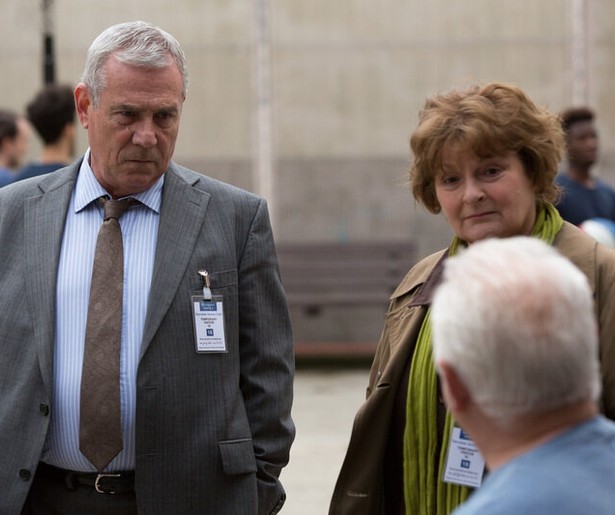 Vera stuit op onbekend lijk in de rivier