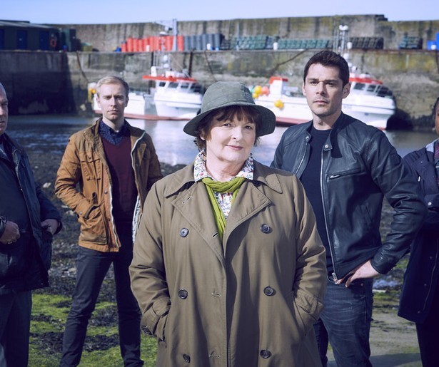 Elfde seizoen Vera start met onverwachte aanval