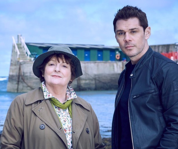 Brenda Blethyn stuit op een familiegeschiedenis vol geheimen in Vera