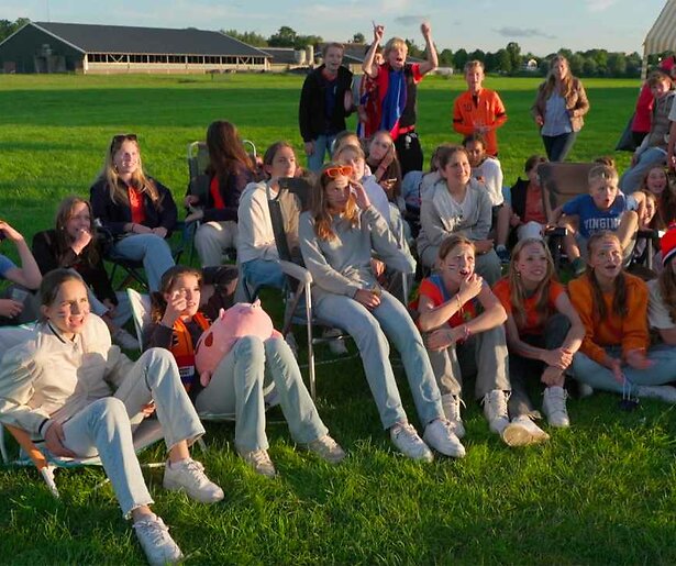 Tijmen en Yaél Blom laten hun verjaardag niet zomaar aan zich voorbijgaan in Een Huis Vol