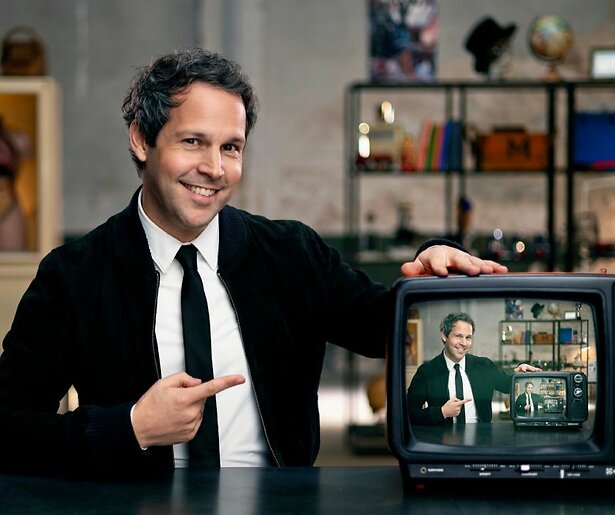 Victor Mids over drieluik 10 Jaar Mindf*ck: 'Het wordt echt iets bijzonders'