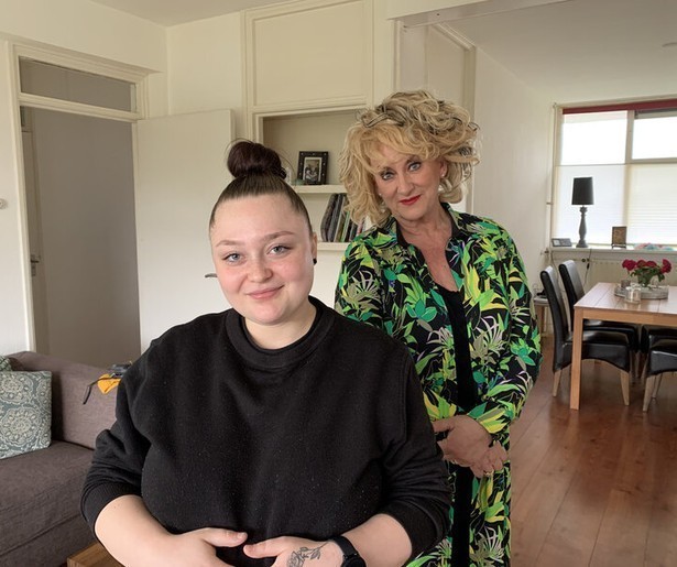 Karin Bloemen stelt Gabriëlle gerust tijdens zwangerschap