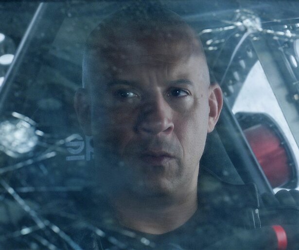 Charlize Theron overtuigt Vin Diesel om terug te keren in Fast & Furious 8