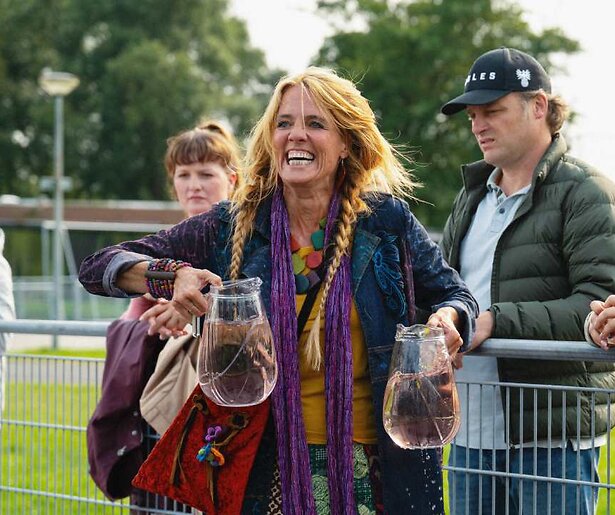 Deze acteurs spelen een rol in het tweede seizoen van Voetbalouders