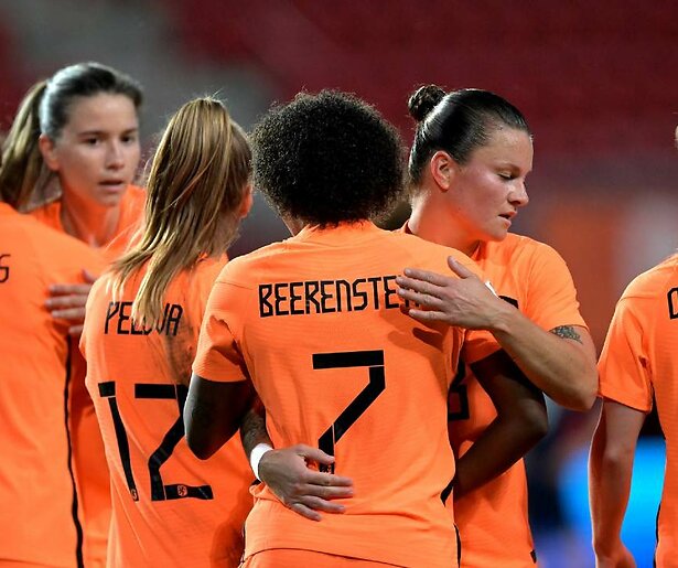 Laatste test voor de OranjeLeeuwinnen voor EK