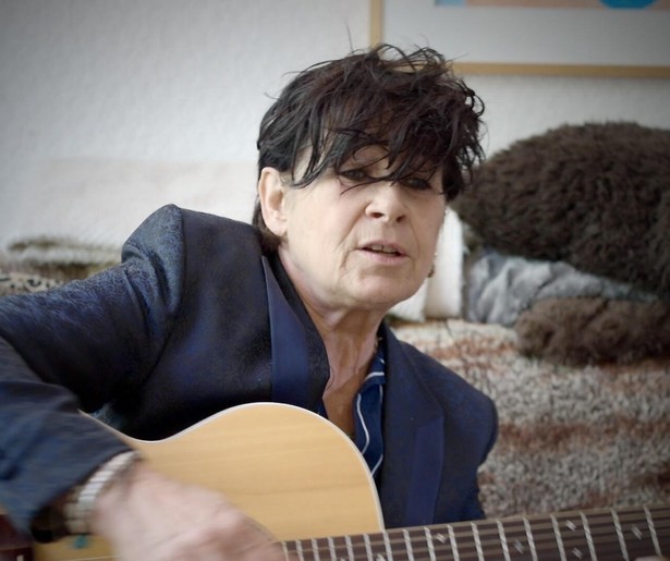 Frédérique Spigt openhartig in Volle Zalen