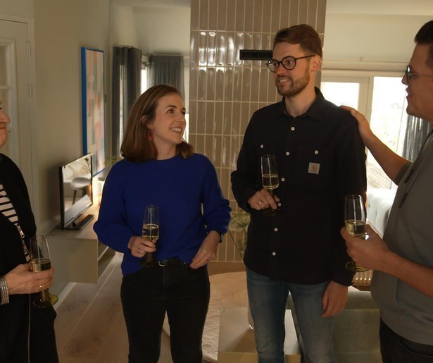 Een bijzonder hoekhuis wordt ongetoverd tot een paleisje door het Vtwonen Weer Verliefd op Je Huis-team