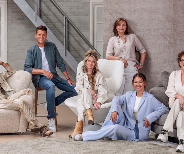 Kees Tol en zijn team wagen zich in VTwonen Weer Verliefd op je Huis aan een monumentaal pand in Naaldwijk