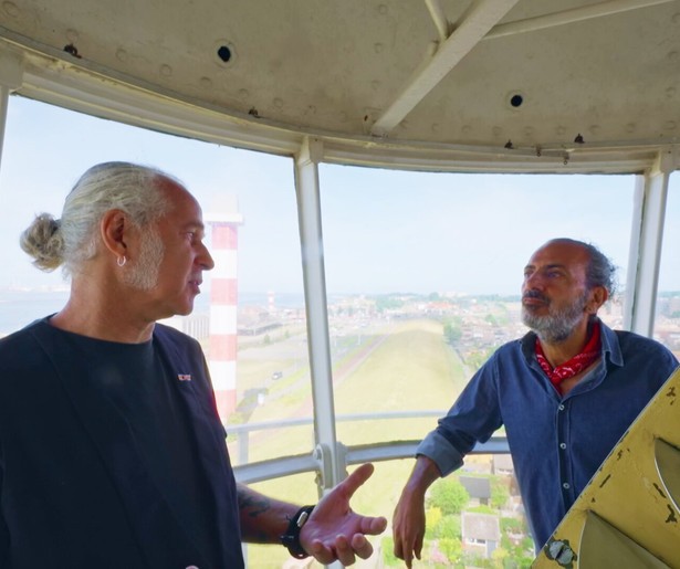 Kefah Allush gaat in Vuurtorenverhalen langs bij de redder van Het Hoge Licht