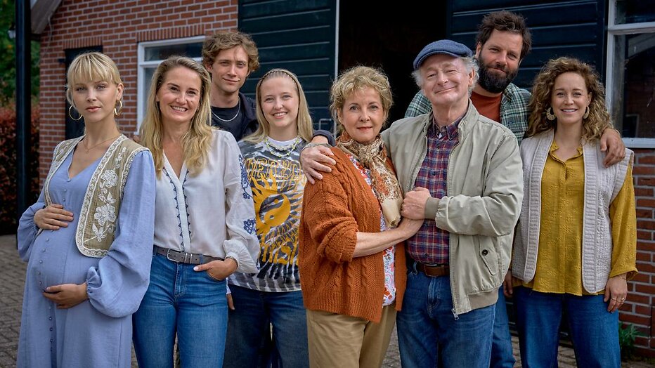 De cast van Woeste Grond seizoen 2. De cast van Woeste Grond seizoen 2.