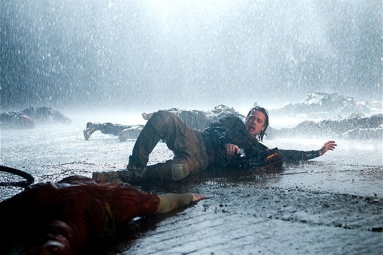 Brad Pitt strijdt tegen bloeddorstige zombies