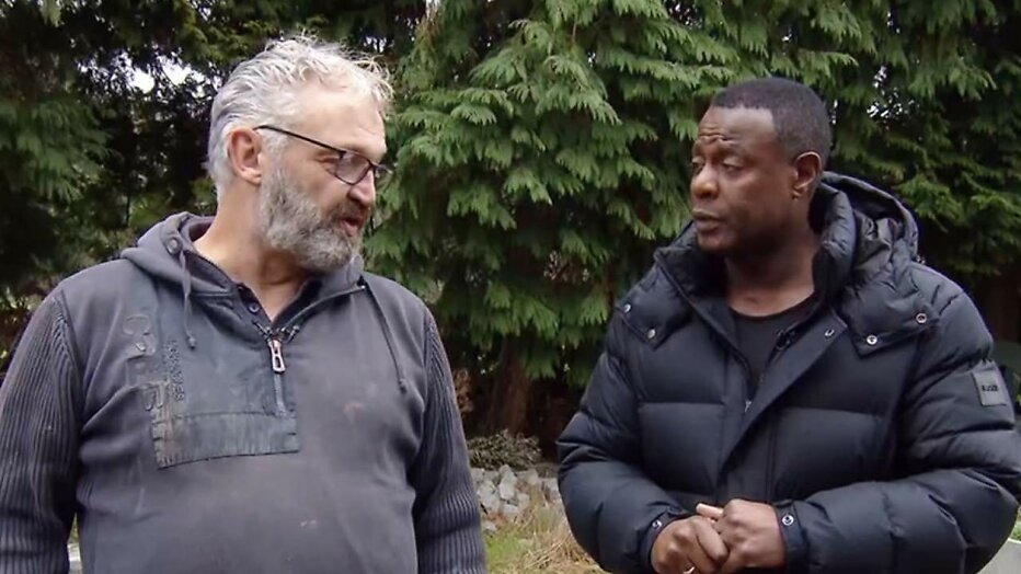 Walter en John Williams in Help, Mijn Man Is Klusser