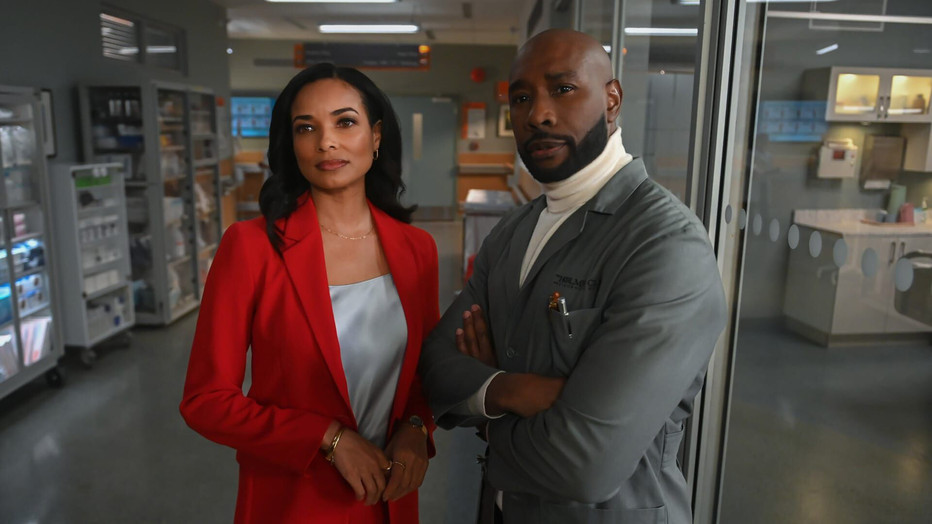 Morris Chestnut en Rochelle Aytes in Watson