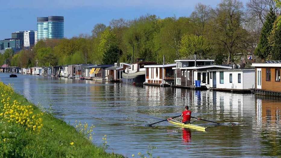 Wonen op het water is de nieuwe trend onder BN’ers