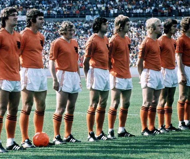 Dione de Graaff maakt nostalgisch feelgood-programma over het WK van 1974 en meer