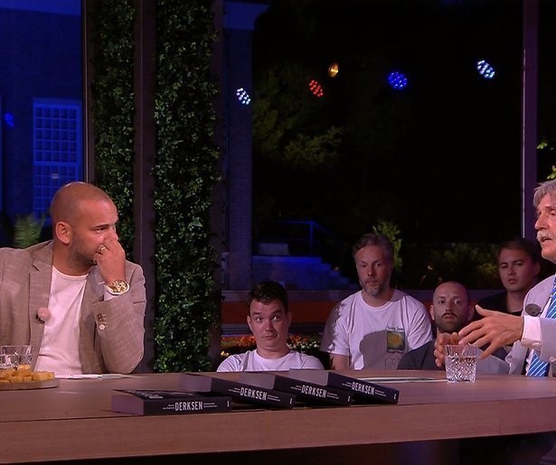 De TV van gisteren: Sneijder geen kijkcijferhit bij Oranjezomer