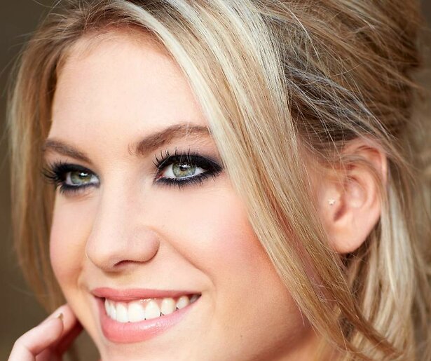 Vier BN'ers delen levensverhaal in nieuw programma Who’s that girl