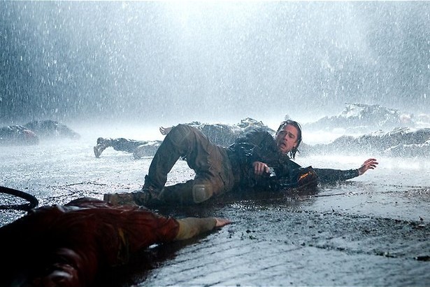 Brad Pitt strijdt tegen bloeddorstige zombies