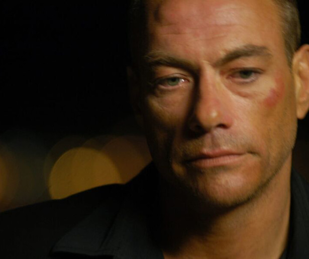 Jean-Claude van Damme laat niet met zich sollen in Wake of Death