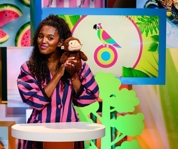 Kim-Lian van der Meij en Hannelore Zwitserlood testen dierenkennis in Waku Waku