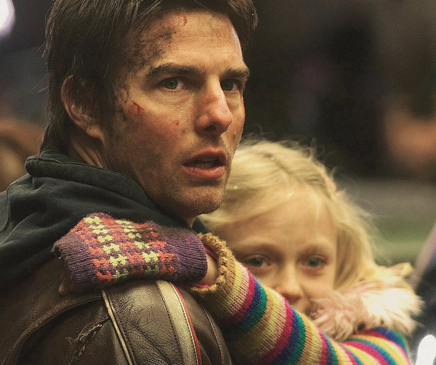 Tom Cruise slaat op de vlucht voor aliens in War of the Worlds