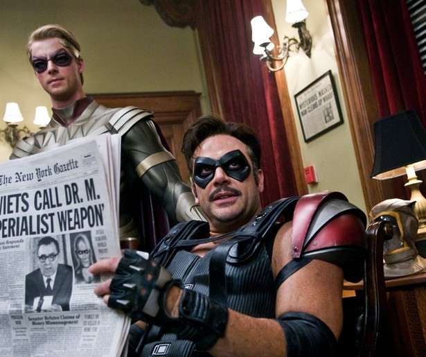 Verguisde superhelden bundelen hun krachten in Watchmen