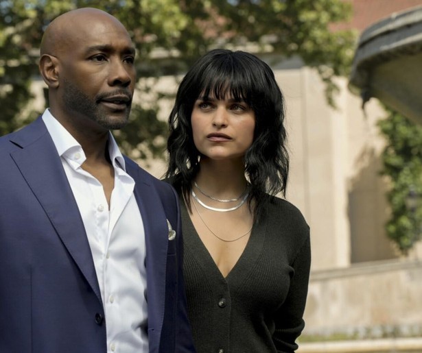 Morris Chestnut vertrouwt Damian O’Hare voor geen cent in nieuwe aflevering van Watson