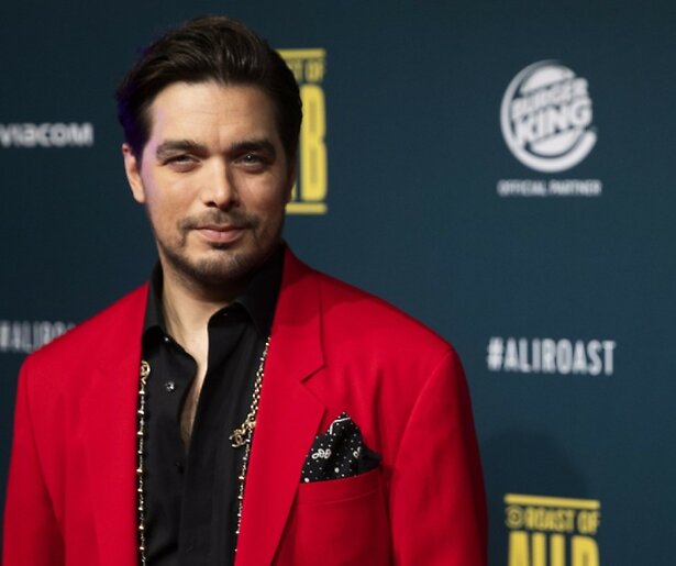 Waylon reageert voor het eerst op camera na vreemdgaan: 'We gaan het met elkaar oplossen'