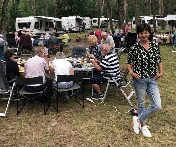 NPO1 trakteert kijkers op herhalingen van We Zijn Er Bijna! met Martine van Os