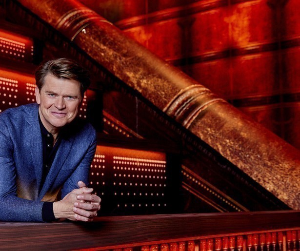 Beau van Erven Dorens heeft weer nieuwe quizvragen paraat in Weet Ik Veel