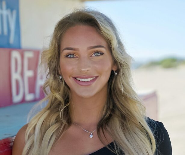 Op deze datum keert Au Pairs terug op de buis