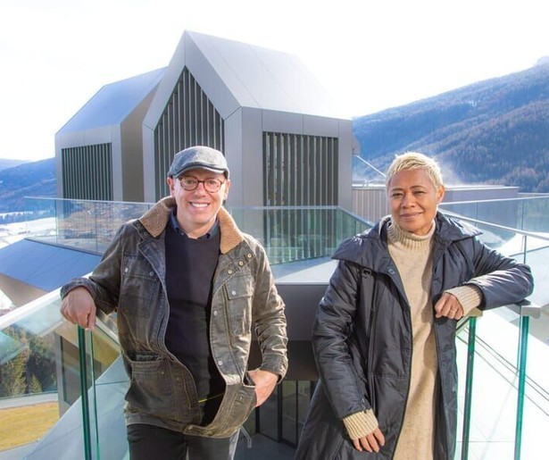 Rob Rinder en Monica Galetti genieten van de Dolomieten in slotaflevering Wereldse Hotels