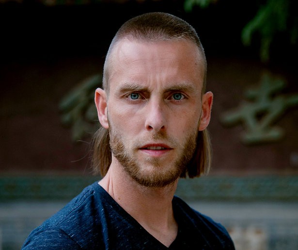 Is dit dan dé hint dat Nathan de mol is?