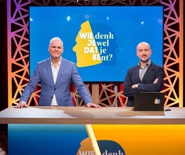 De gevolgen van overmatig telefoongebruik onder de loep in Wie Denk Je Wel Dat Je Bent?